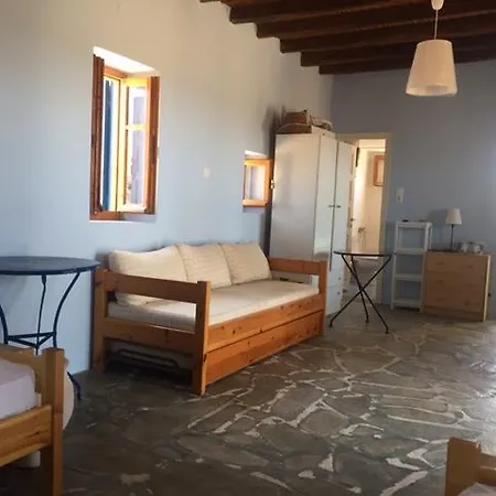 Paros-pounta Surf House * Pounda