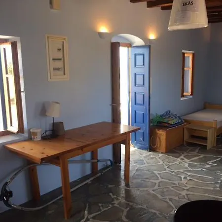 Landhaus Paros-pounta Surf House